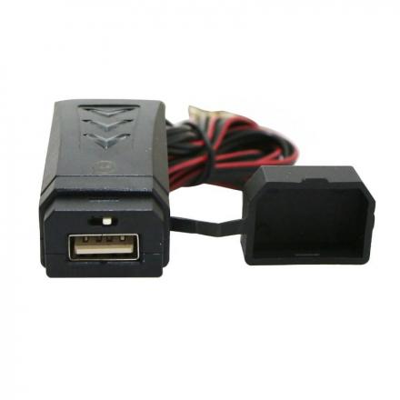 148398 CHARGEUR USB AVOC 12V 2A AVEC INTERRUPTEUR + FIXATION GUIDON ET CARROSERIE (ETANCHE) (LONG 57mm - LARG 25mm - HAUT 22mm) 