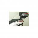 FIXATION TOP CASE SHAD TOP MASTER POUR KYMCO 125-300 SUPER DINK-DOWNTOWN-DINK STREET 2009-2015 (K0SP19ST)