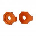 TENDEUR-AJUSTEUR DE CHAINE MOTO POUR KTM 125 DUKE ALU CNC ANODISE ORANGE (PAIRE) -AVOC-