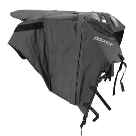 205502 TABLIER COUVRE JAMBES ORIGINE PIAGGIO 400-530 MP3 2022+ -607838M- p2r catégorie PIAGGIO | Fp-moto.com garage moto albi 